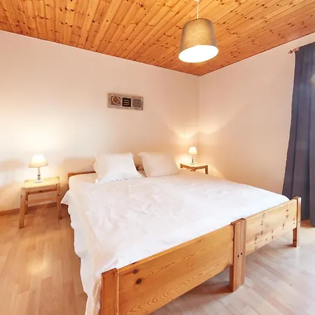 Chalet Fuchsia By Interhome *